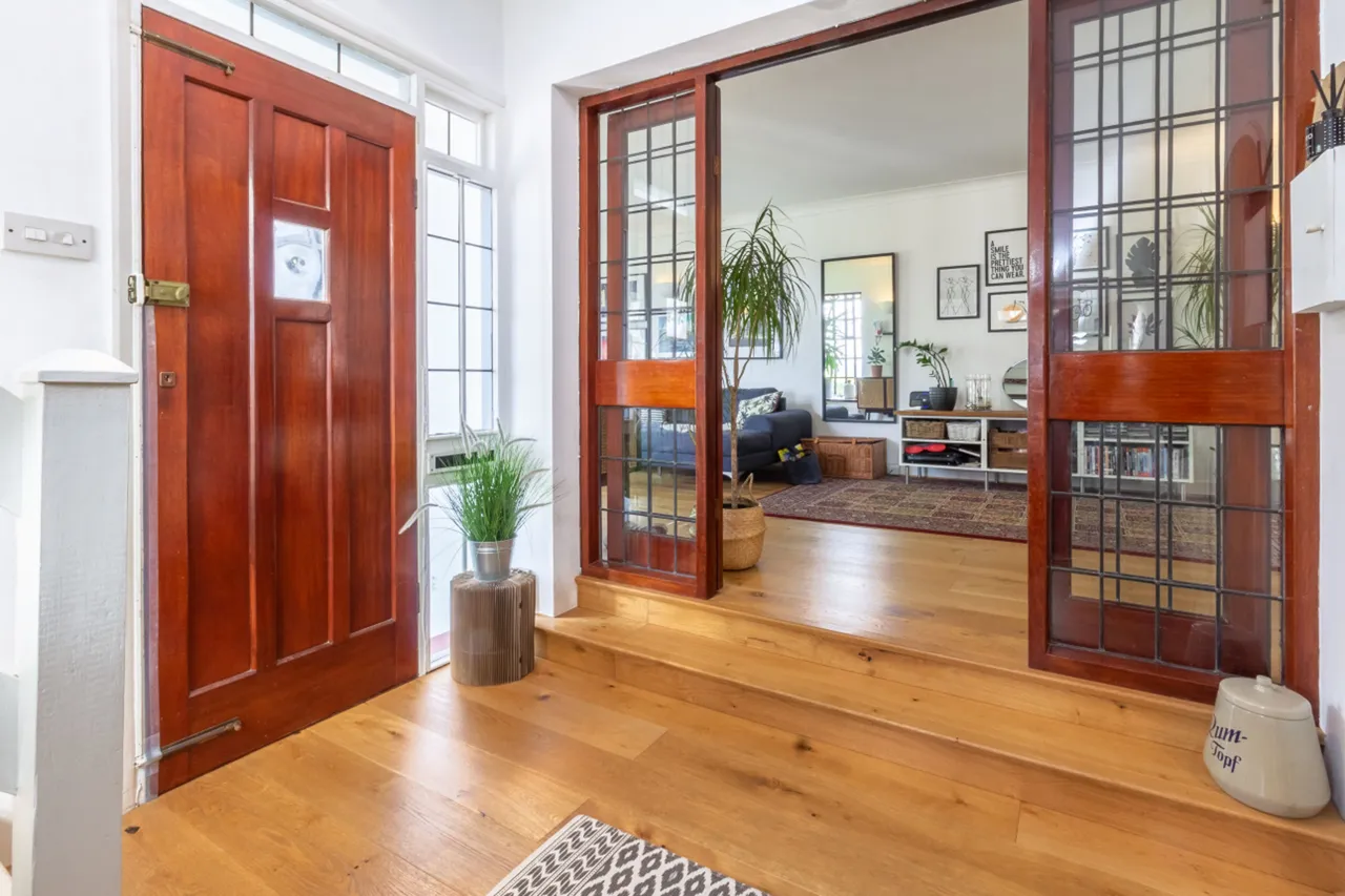 7a Downsview Road, London, photo 2