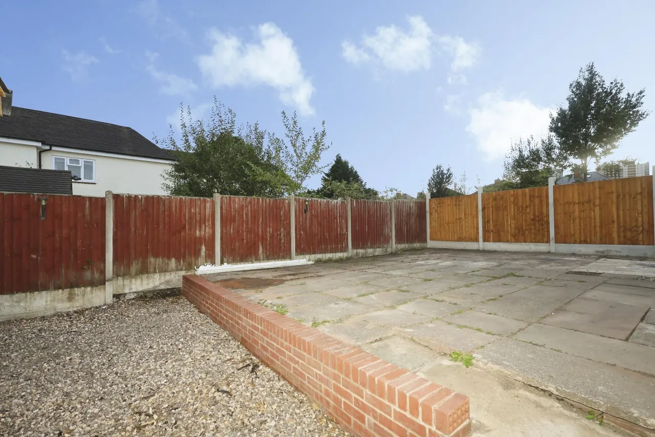 Oldbury Road, Oldbury, B65, photo 11