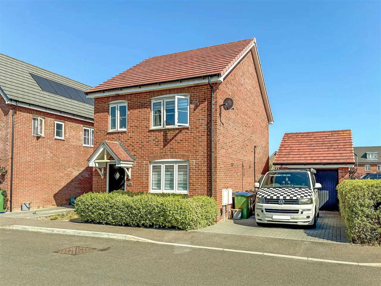 3 bed house for sale, Linseed Way, Yapton