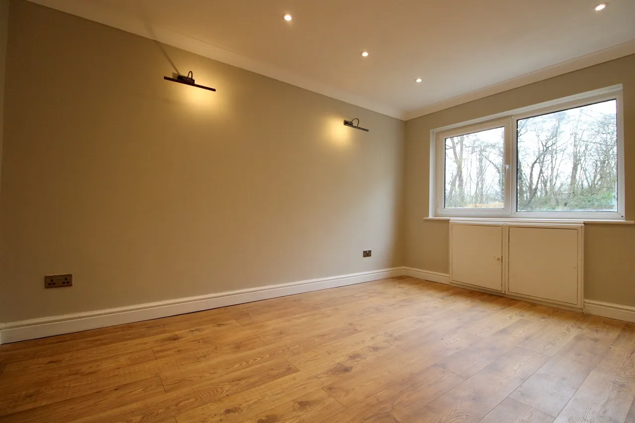 Bryn-Y-Nant Cardiff, CF23, photo 12