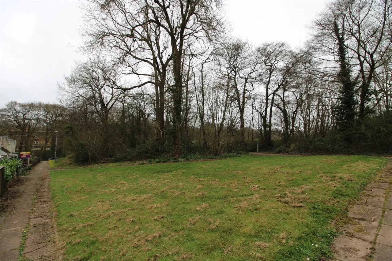 Bryn-Y-Nant Cardiff, CF23, photo 24