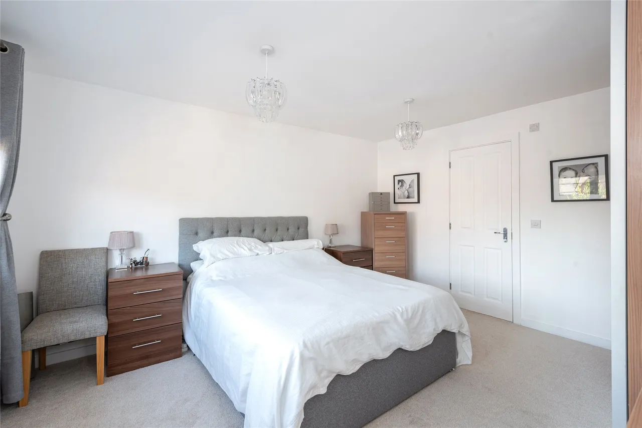 Walnut Tree Close, Winslow, MK18, photo 10