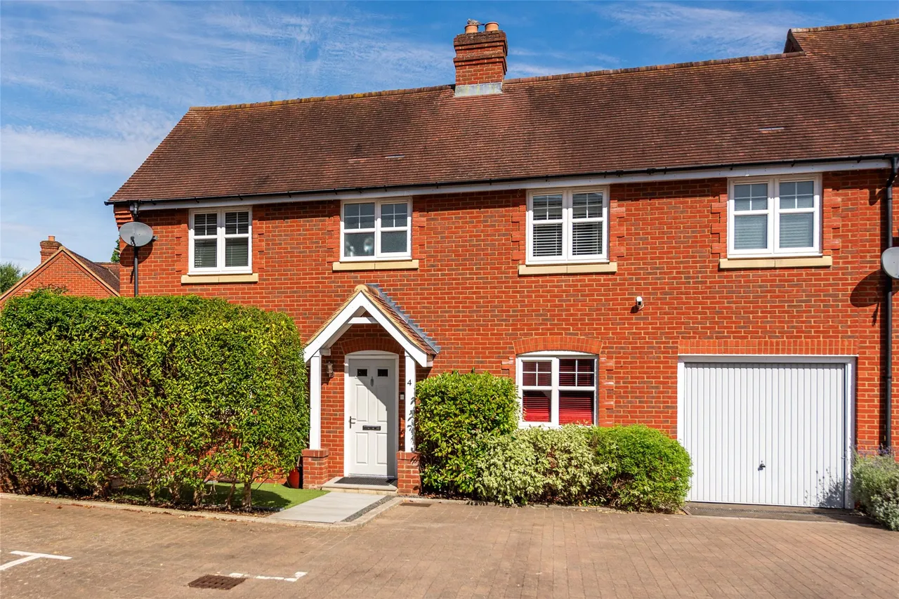 Walnut Tree Close, Winslow, MK18, photo 28