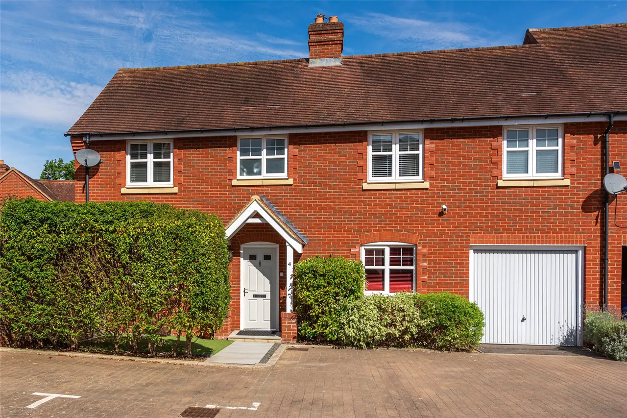 Walnut Tree Close, Winslow, MK18, photo 30