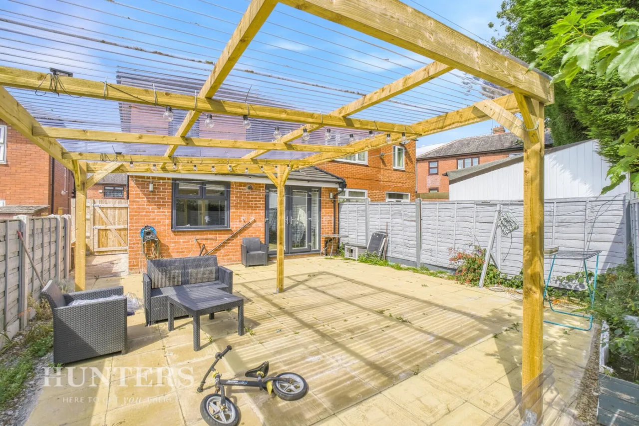 Hemlock Avenue, Oldham, OL8, photo 22