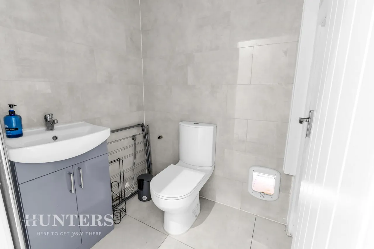 Hemlock Avenue, Oldham, OL8, photo 8