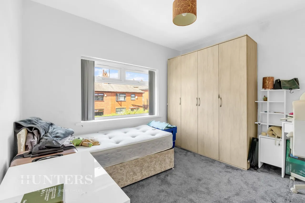 Hemlock Avenue, Oldham, OL8, photo 12