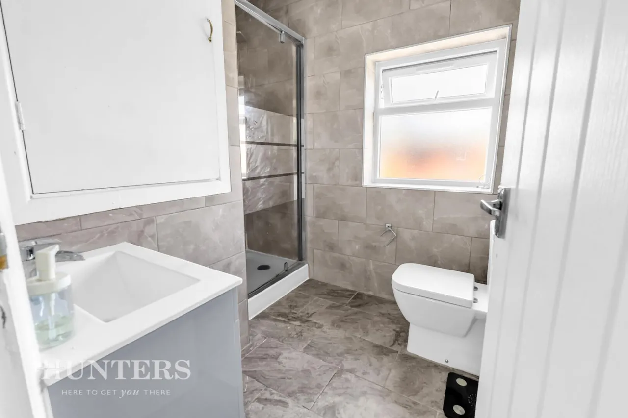Hemlock Avenue, Oldham, OL8, photo 18