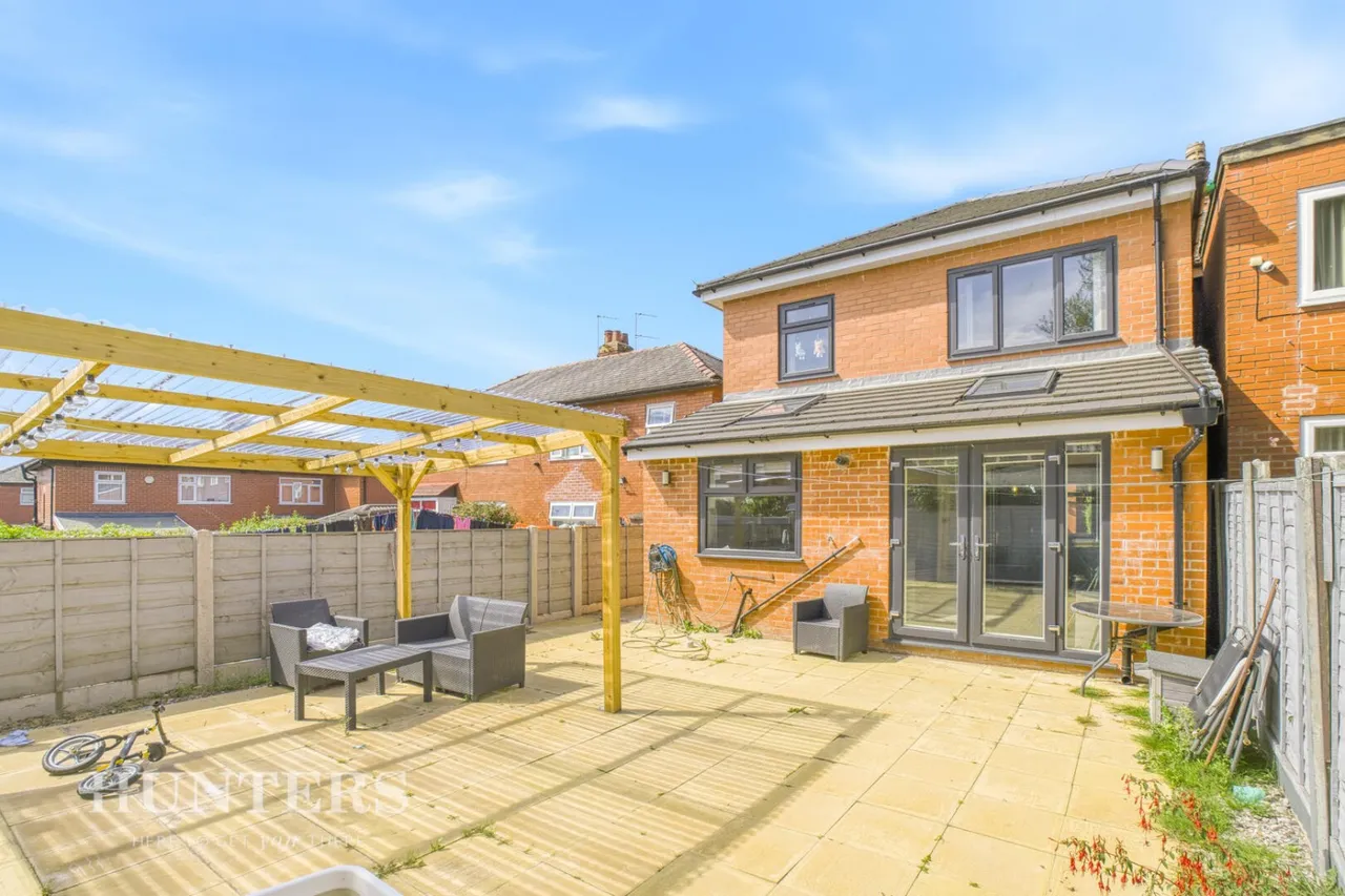 Hemlock Avenue, Oldham, OL8, photo 23