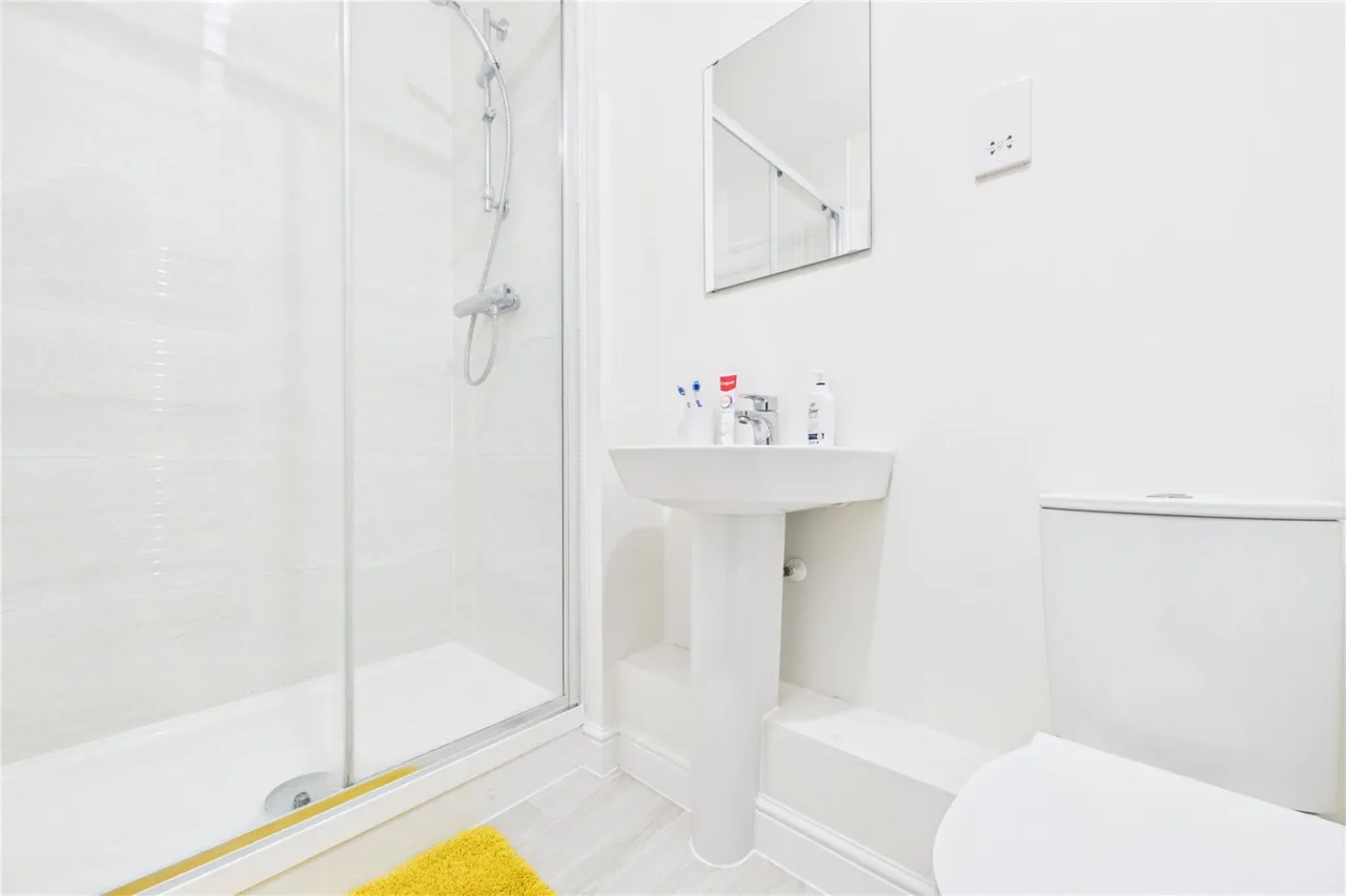 Austen Grove, Arborfield Green, RG2, photo 9