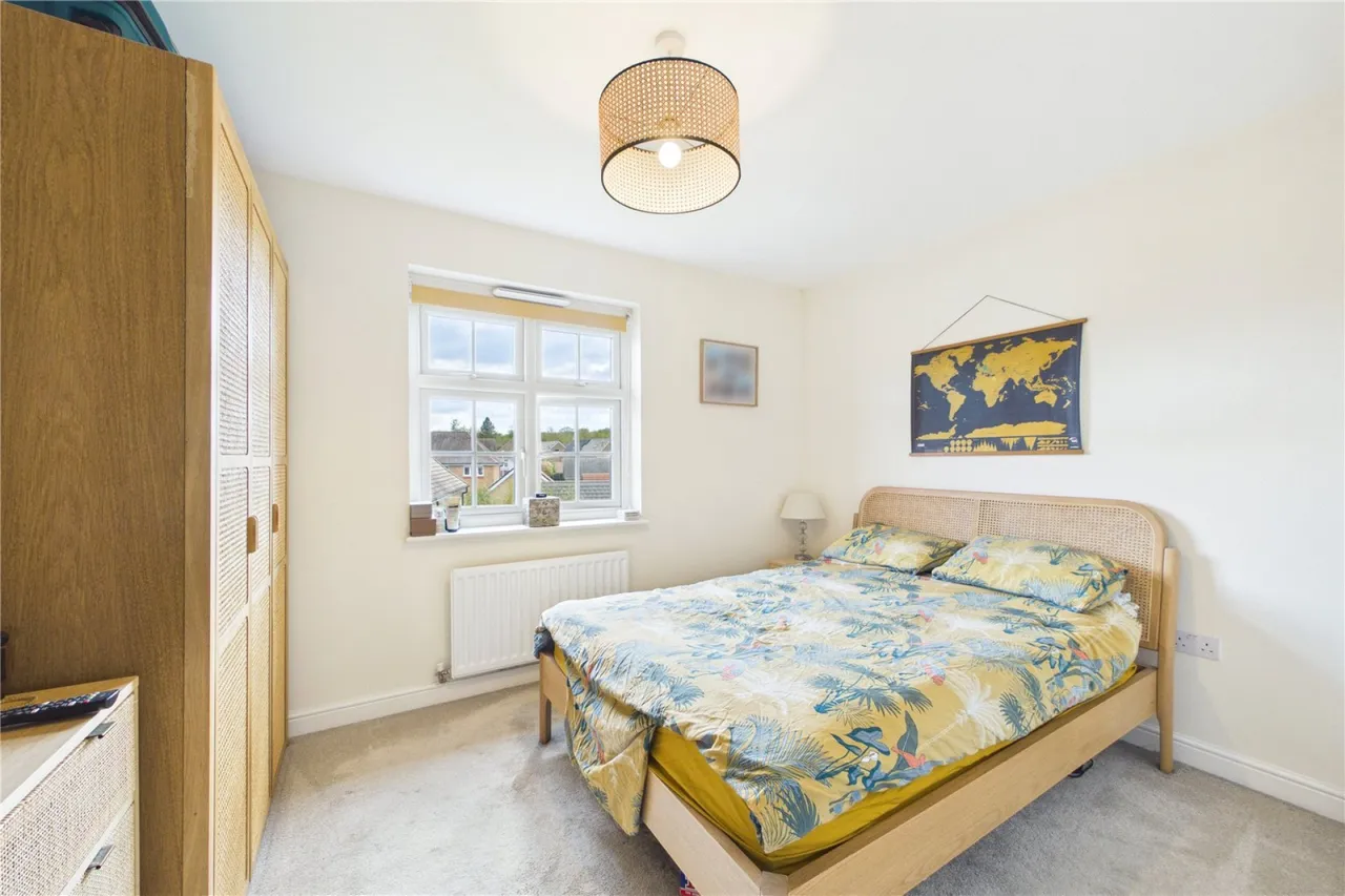 Austen Grove, Arborfield Green, RG2, photo 8