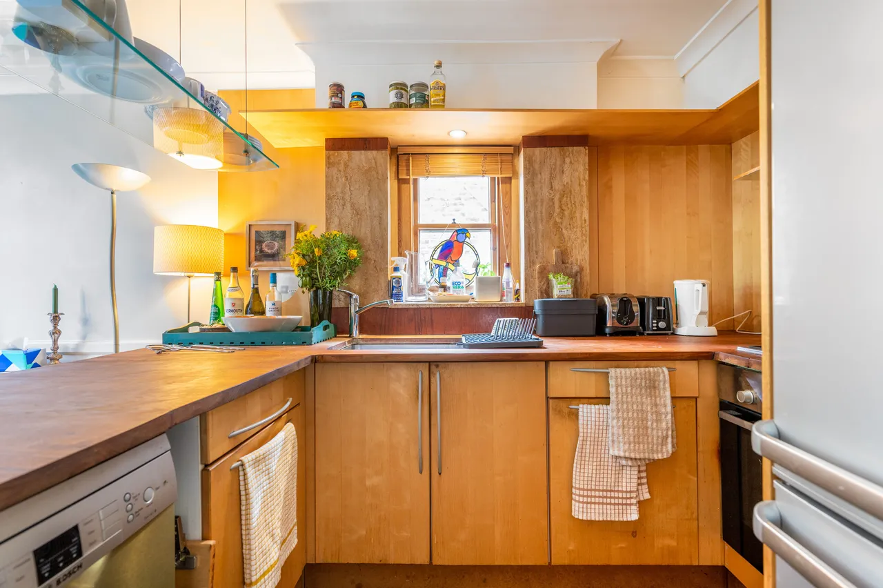 London, NW10, photo 9