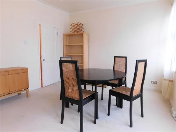 Shirley Gardens, Hanwell, London, W7 3PT, photo 3