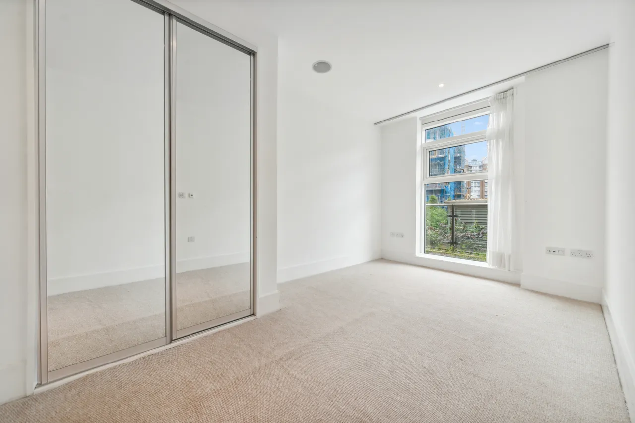 Juniper Drive, London, SW18, photo 3