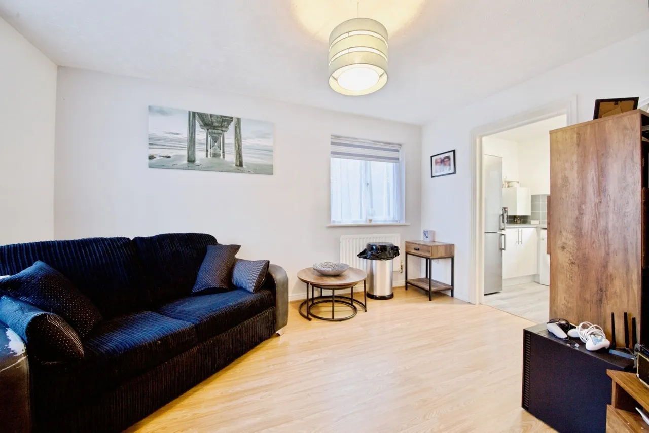 Lupin Close, Rush Green, Romford, RM7, photo 11