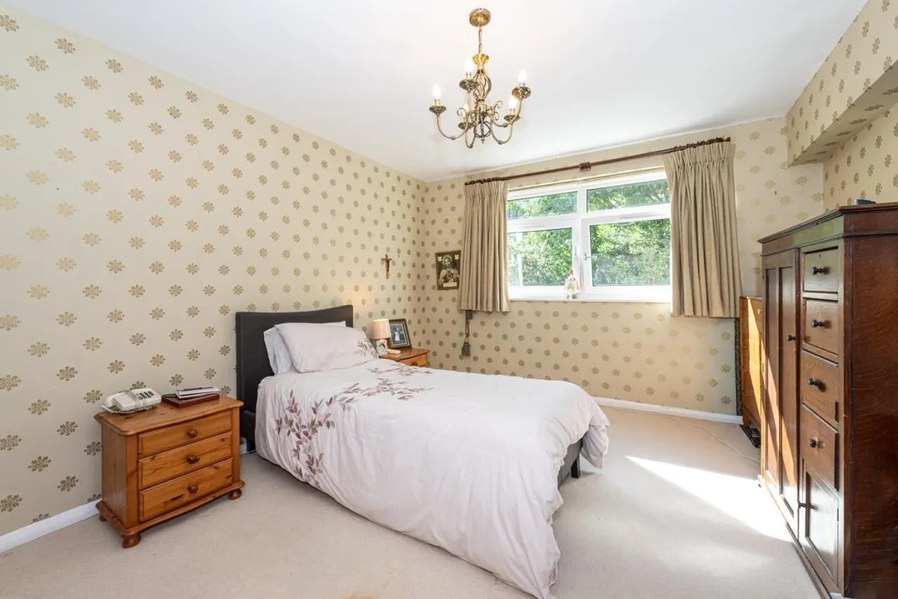 Brondesbury Road, Queens Park. NW6, photo 7