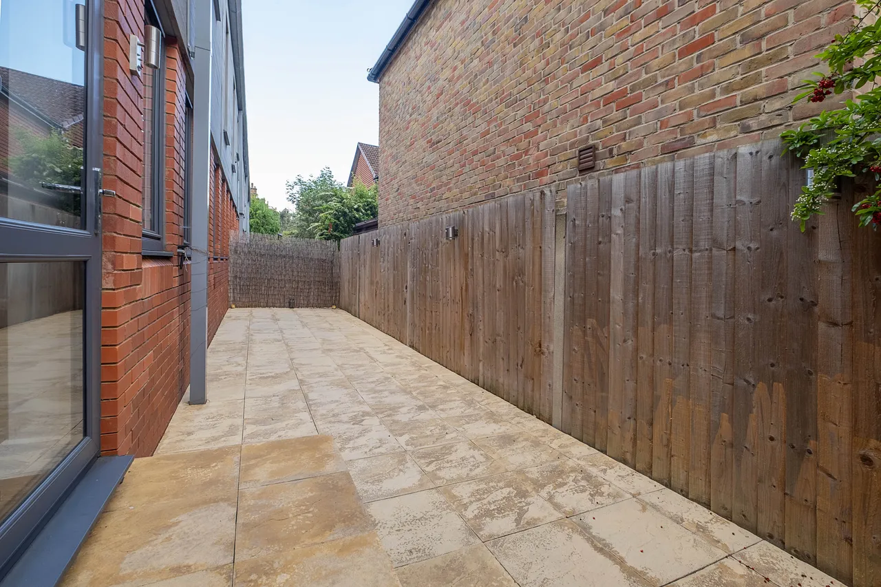 Kingston Hill, Kingston Upon Thames, KT2, photo 11