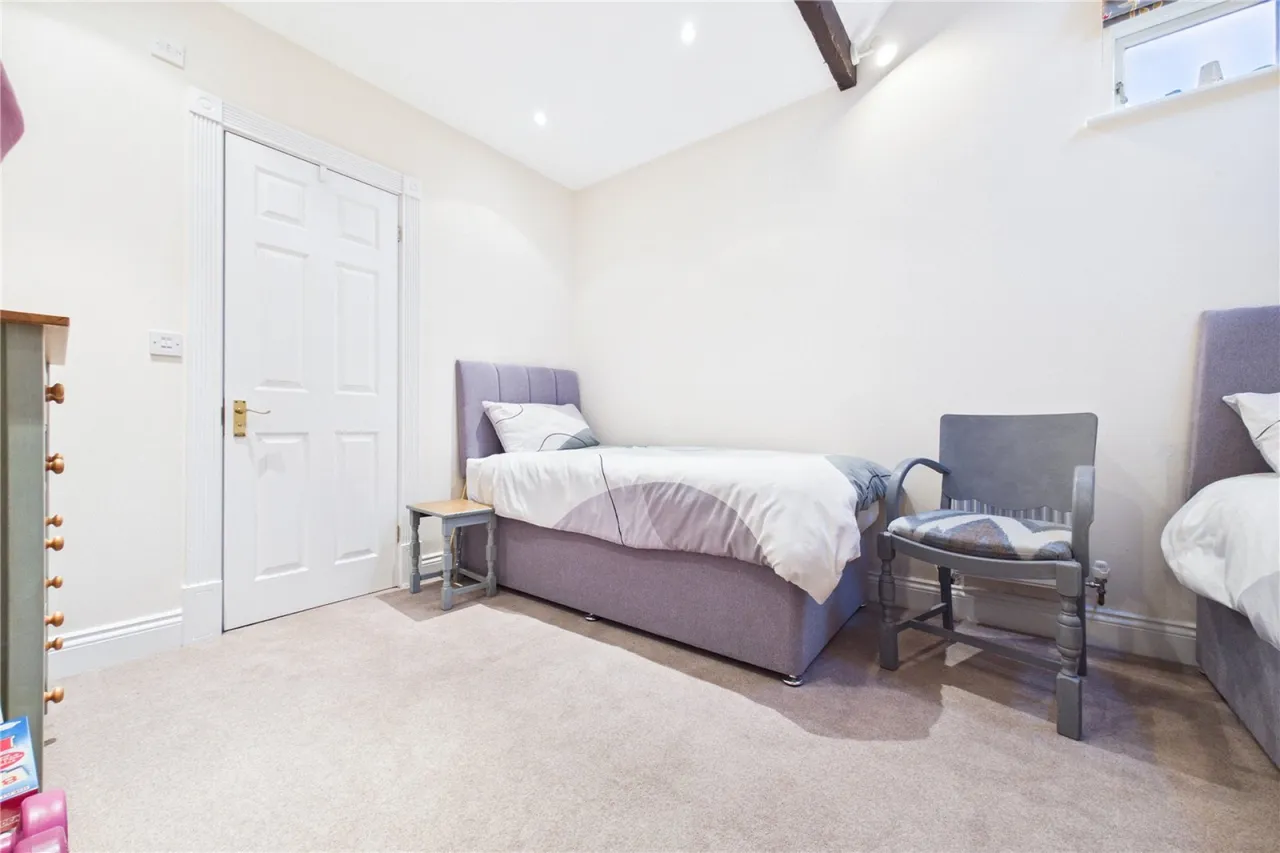 The Street, Mortimer, RG7, photo 8