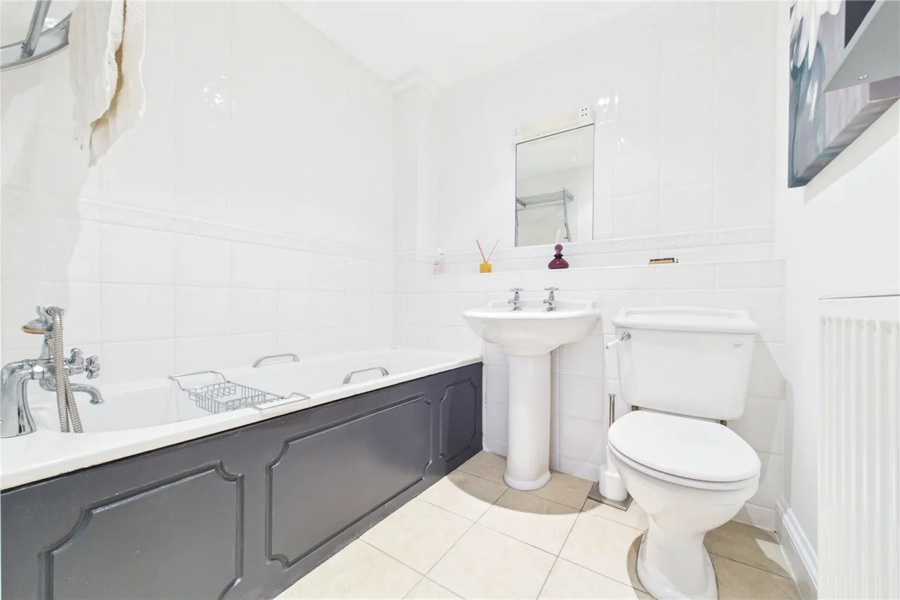 The Street, Mortimer, RG7, photo 11