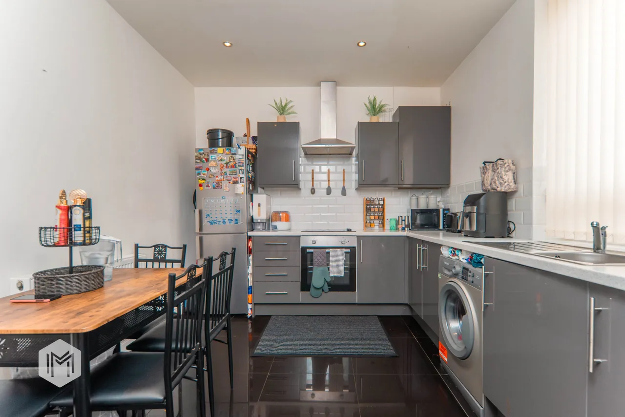 Wash Lane, Bury, BL9 7DP, photo 5