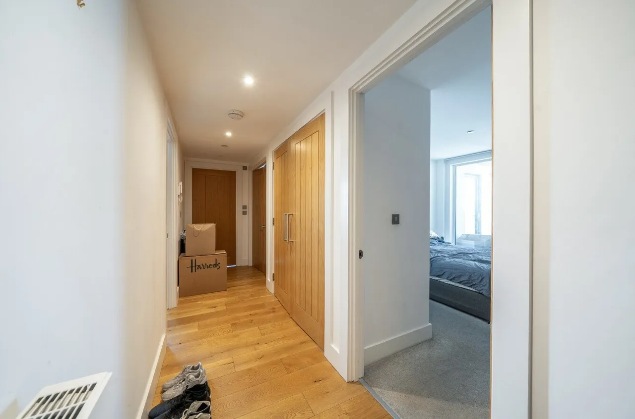 Maritime Walk, Ocean Village, SO14, photo 6