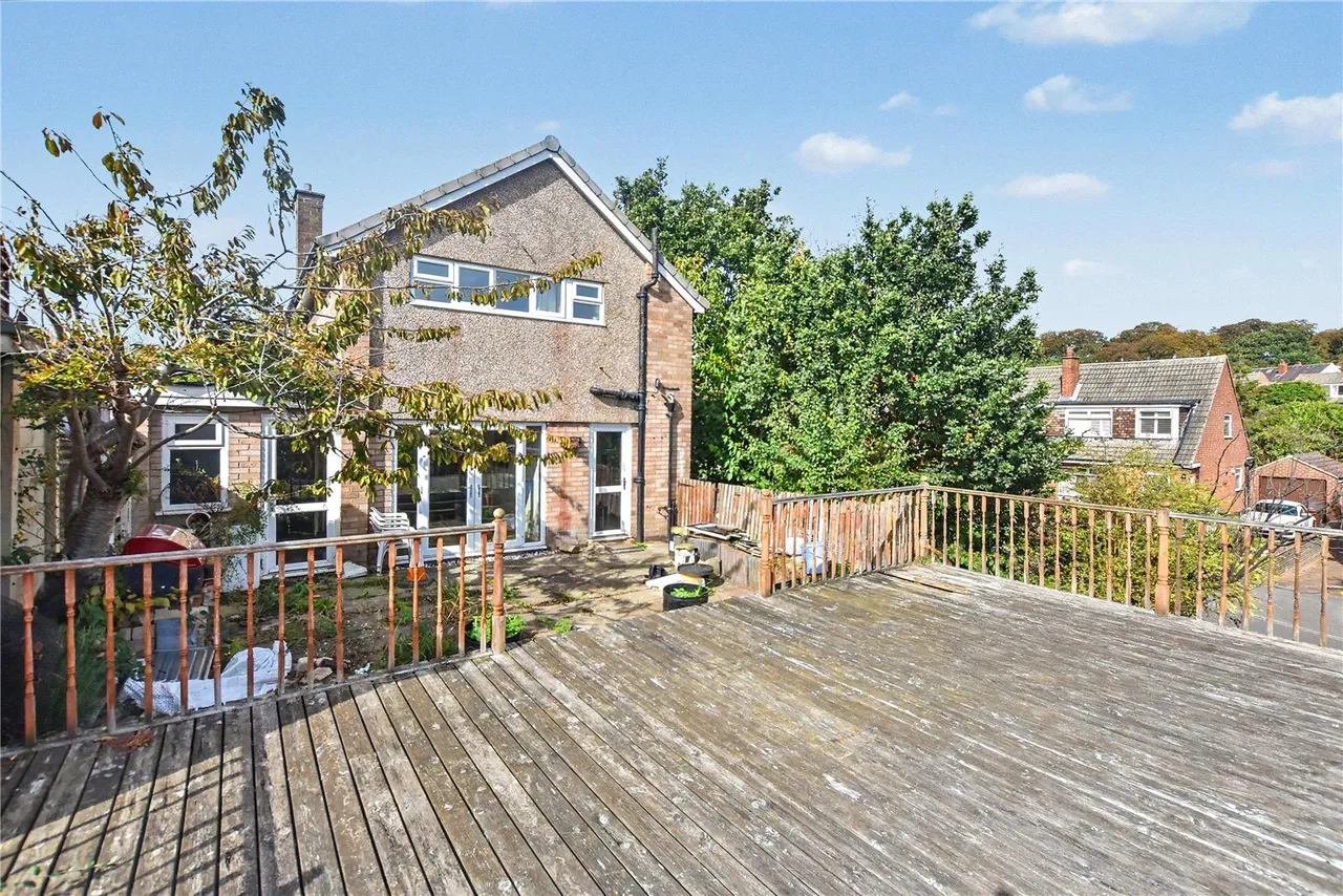 4 bed house for sale, Holmwood Drive, Leeds, LS6