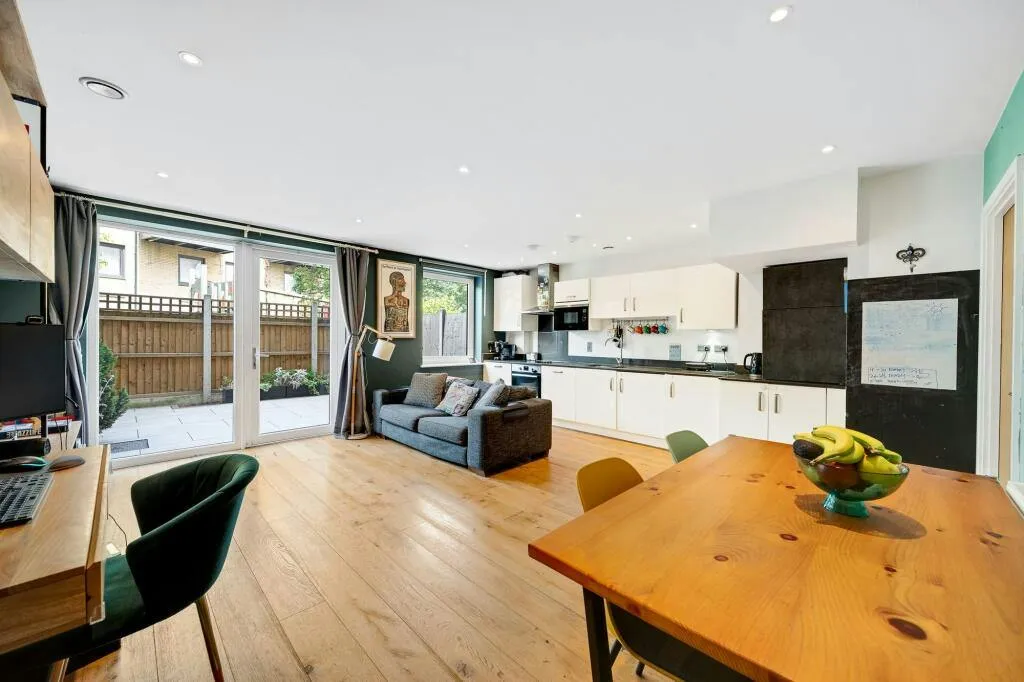 Commerell Street, Greenwich, London, SE10, photo 3