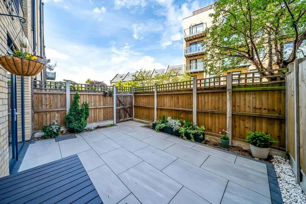 Commerell Street, Greenwich, London, SE10, photo 2