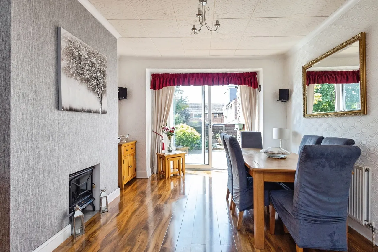 Wainwright Avenue, Dane Bank, Denton, M34, photo 4