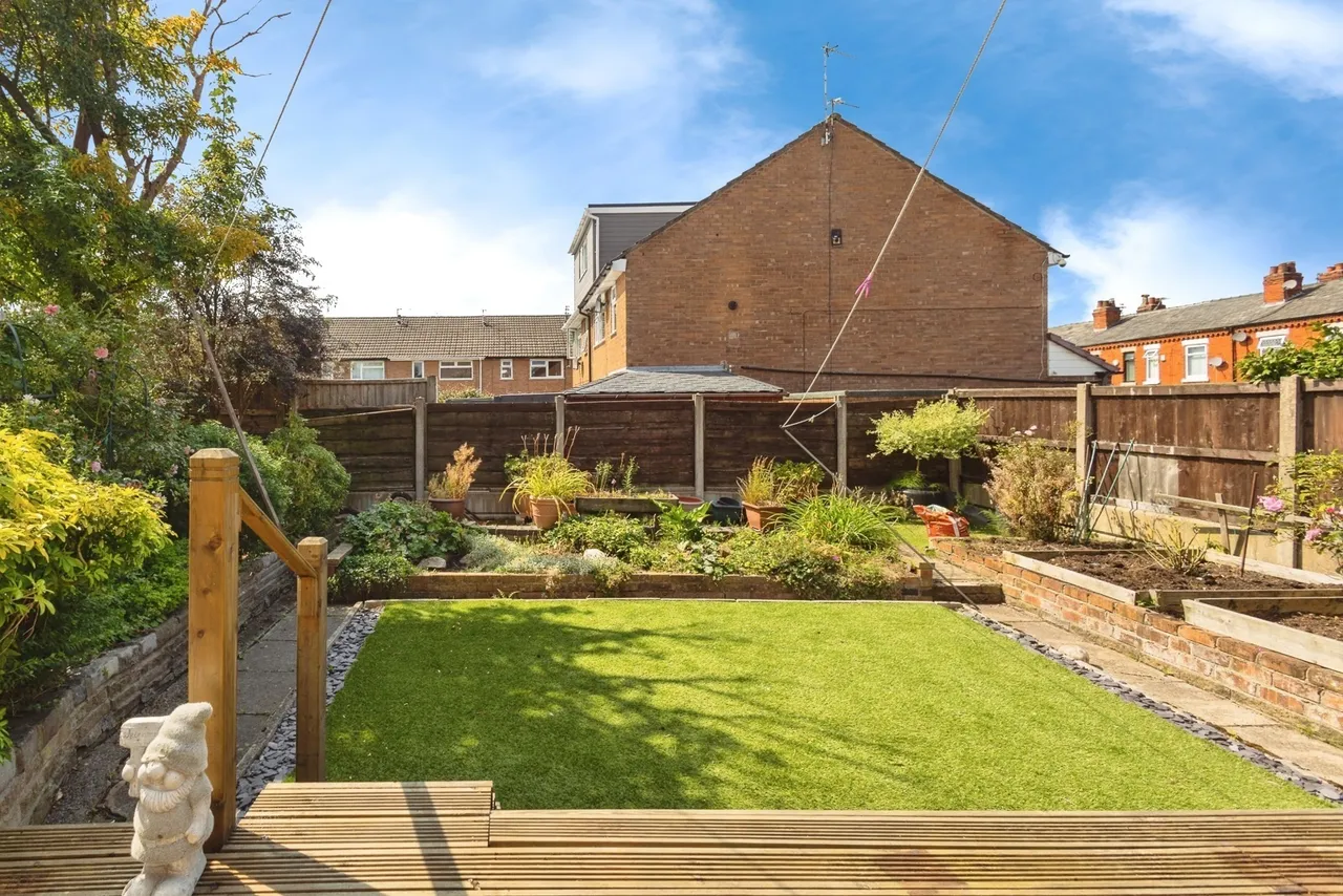 Wainwright Avenue, Dane Bank, Denton, M34, photo 16
