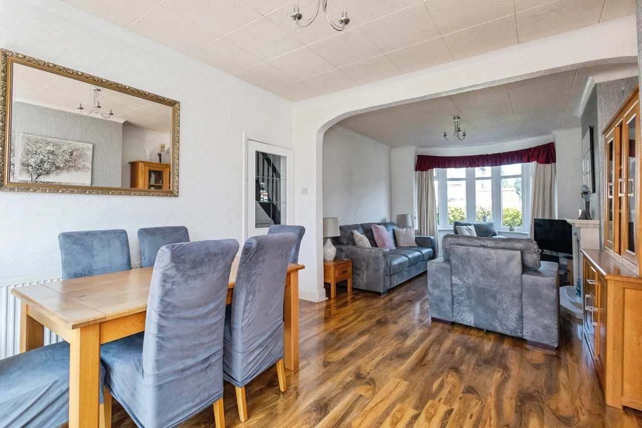 Wainwright Avenue, Dane Bank, Denton, M34, photo 3