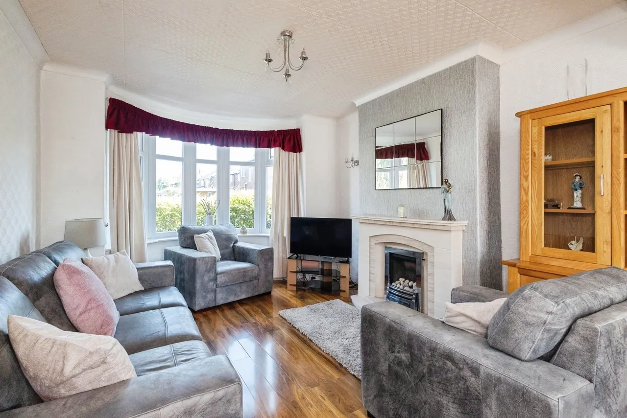 Wainwright Avenue, Dane Bank, Denton, M34, photo 2