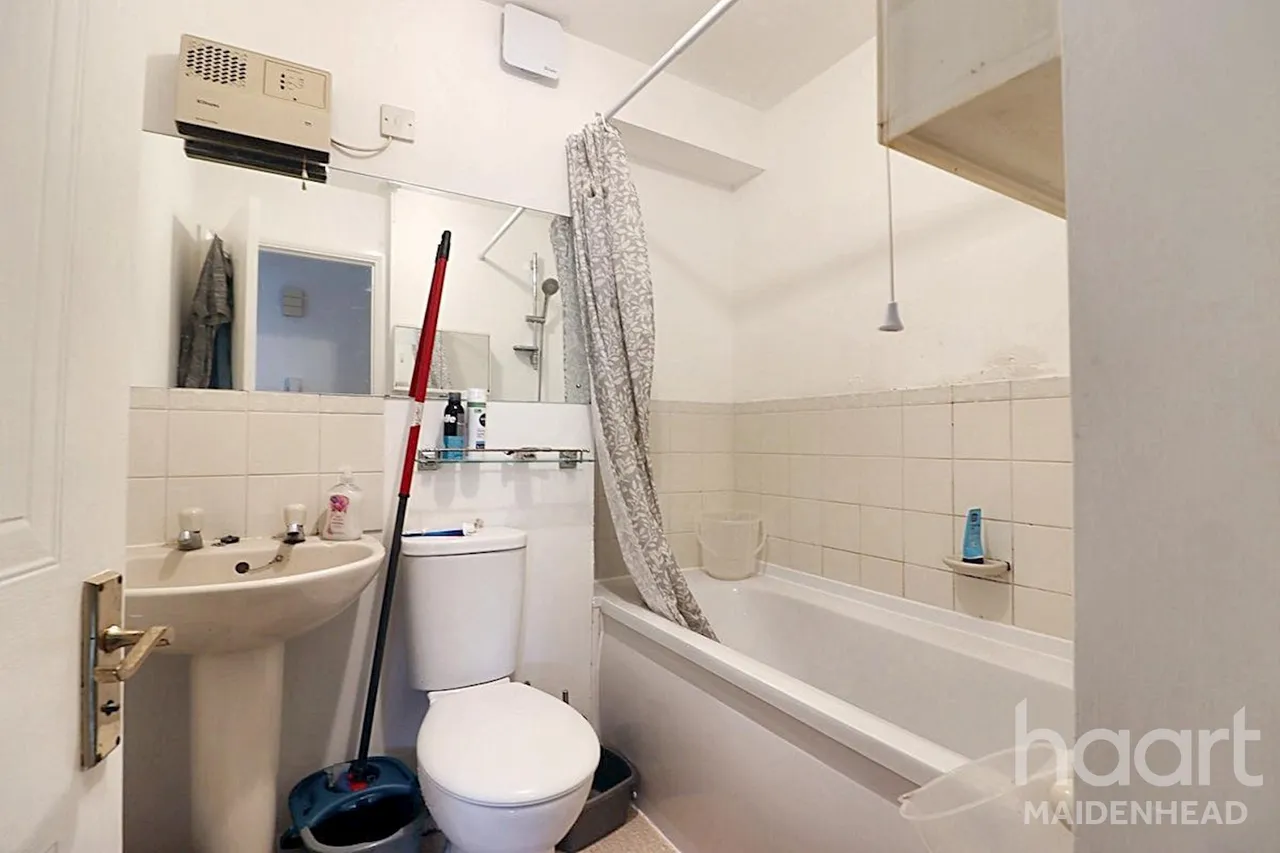 Corfe Place, Maidenhead, SL6, photo 8