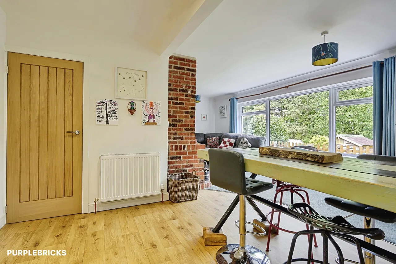 Shawfield Avenue, Holmfirth, HD9, photo 7