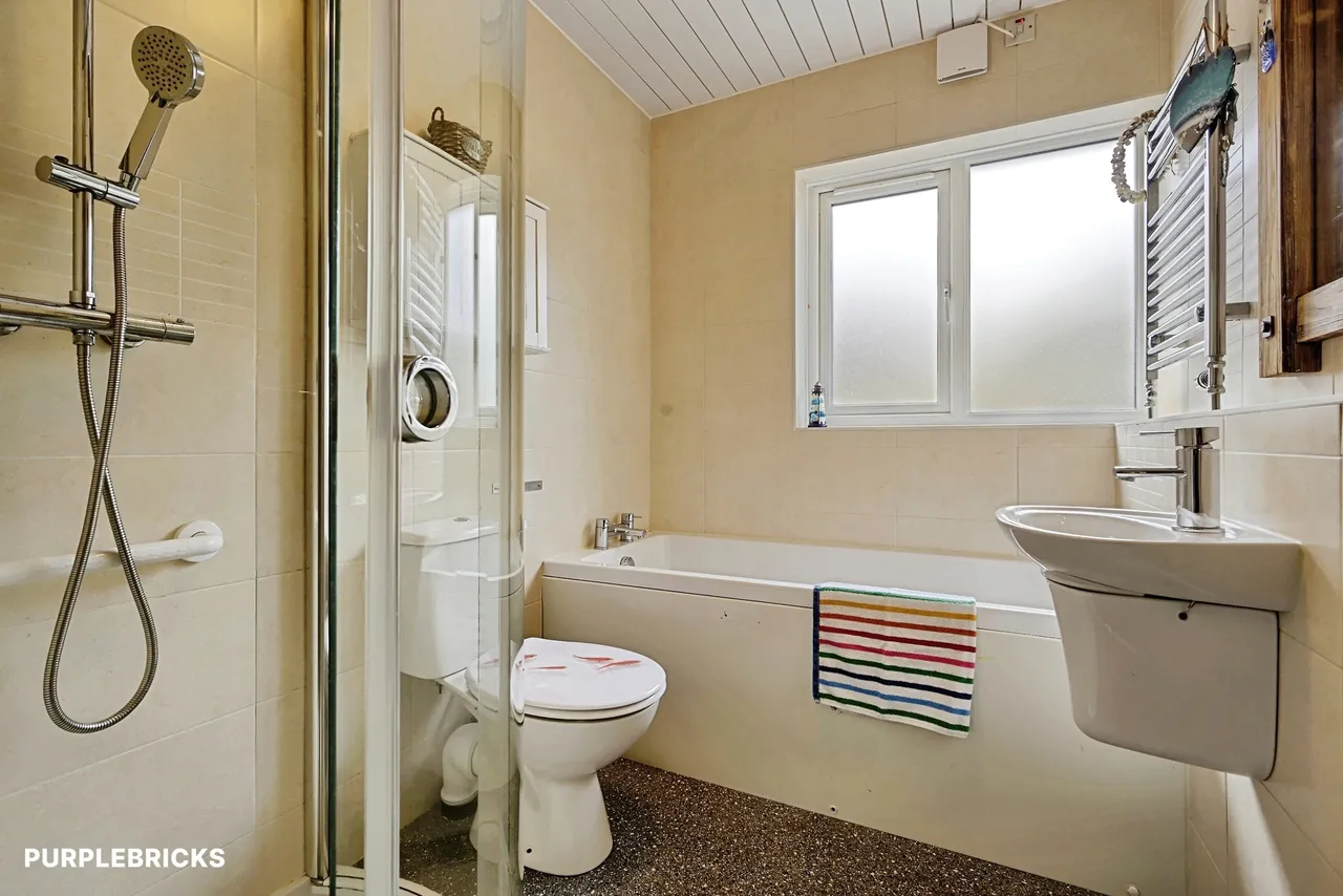 Shawfield Avenue, Holmfirth, HD9, photo 14