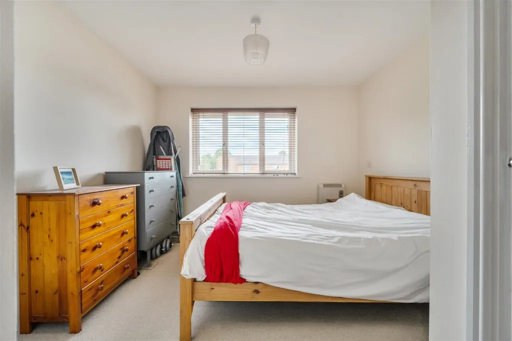 Cavendish Road, Emmer Green, photo 10