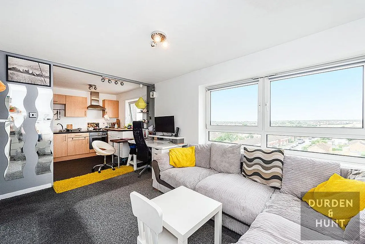 Potter Street, Harlow, CM17, photo 2