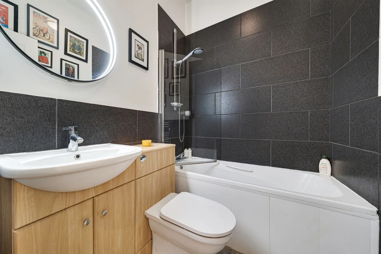 Apartment 6, 34 Parkfield Road, Liverpool, Aigburth, L17 8UJ, photo 18