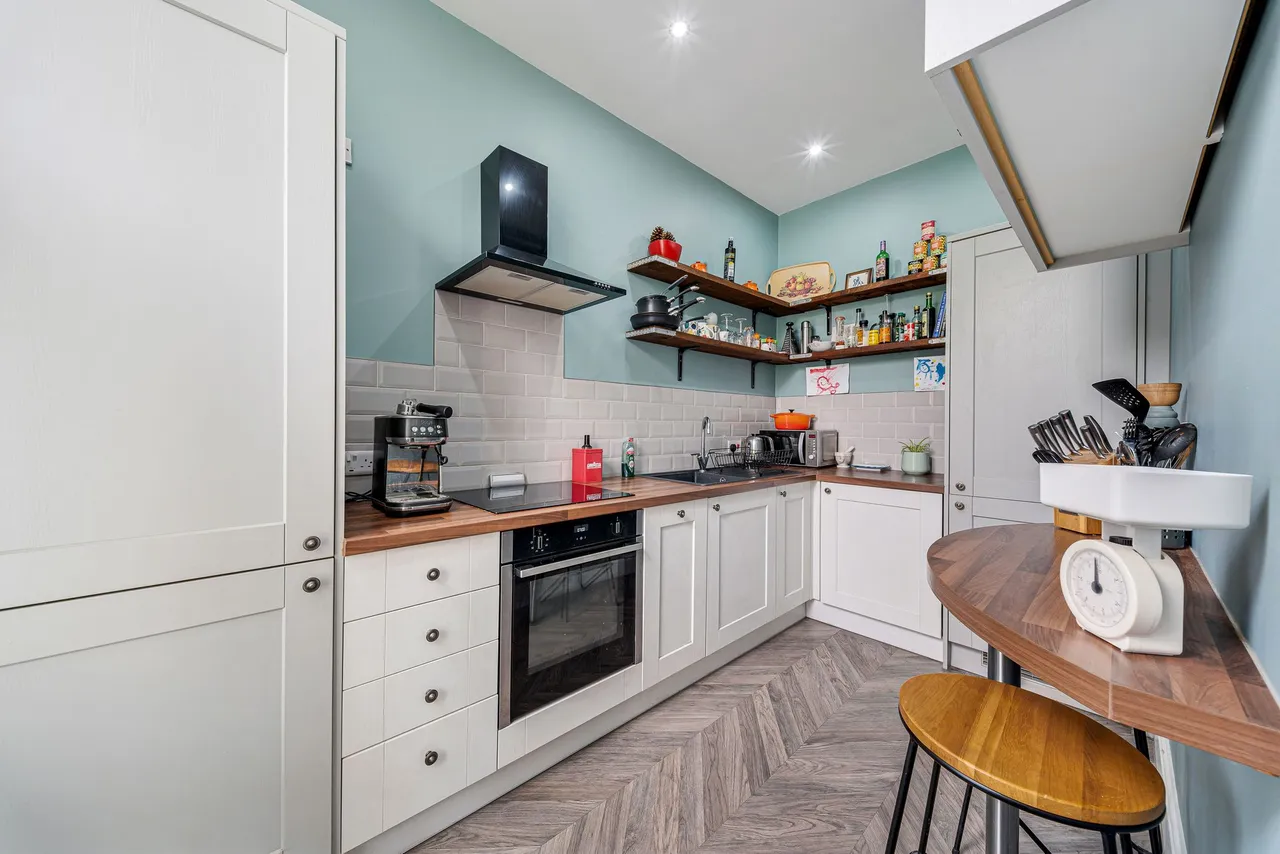 Apartment 6, 34 Parkfield Road, Liverpool, Aigburth, L17 8UJ, photo 11