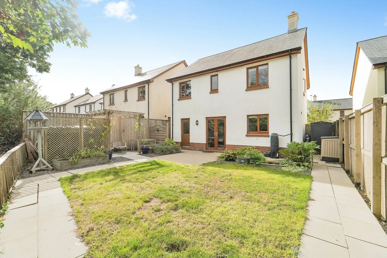 Ashford Park, Haverfordwest, SA62, photo 16