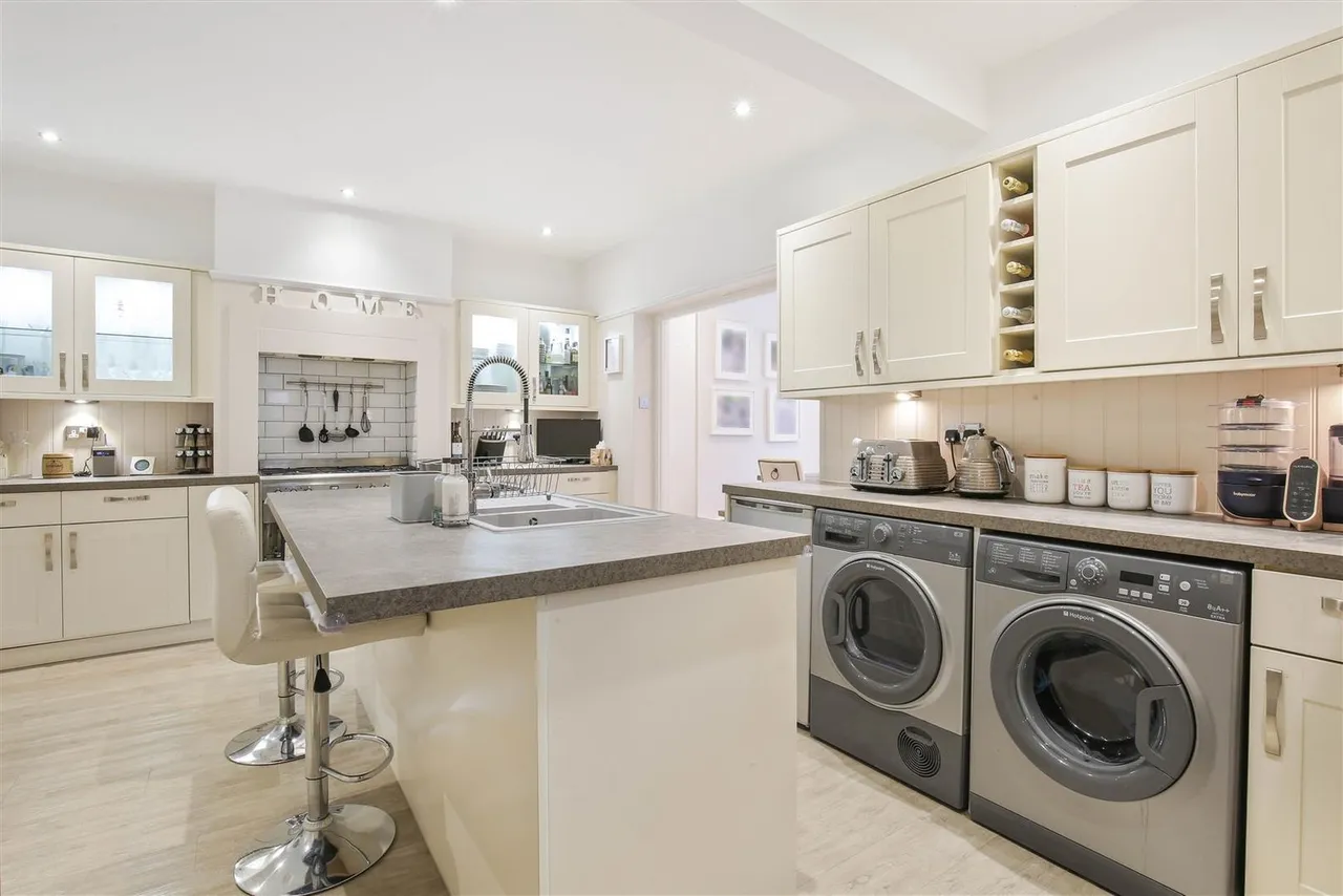 Jubilee Road, Cheam, SM3, photo 6