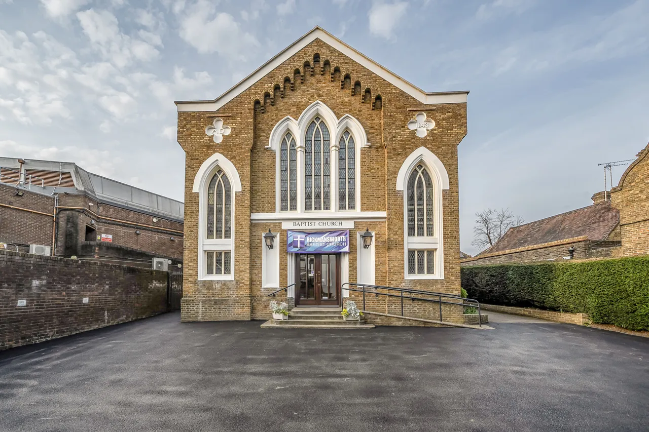 High Street, Rickmansworth, WD3, photo 15