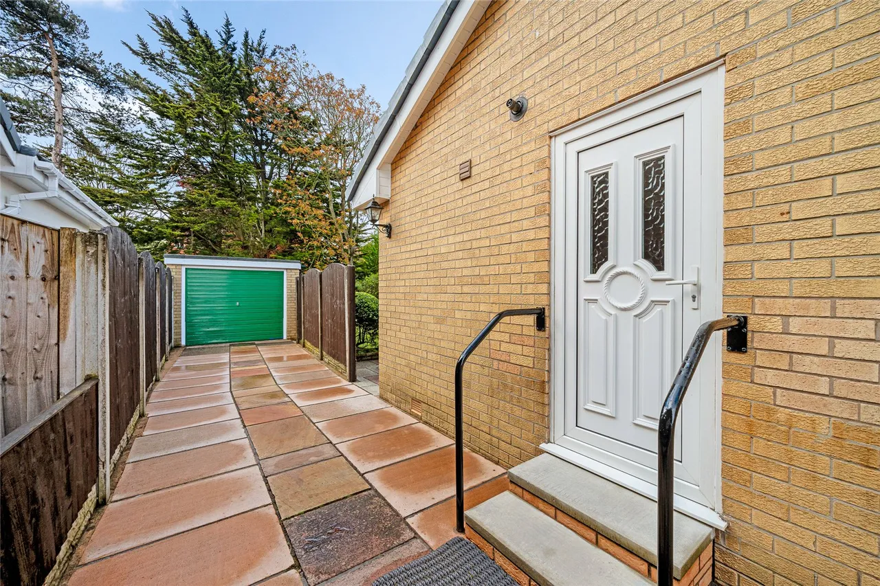 The Lawns, Churchtown, PR9, photo 6