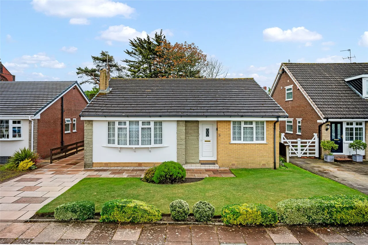 The Lawns, Churchtown, PR9, photo 3