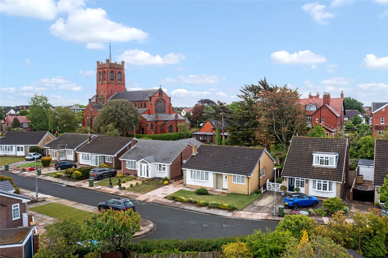 The Lawns, Churchtown, PR9, photo 23