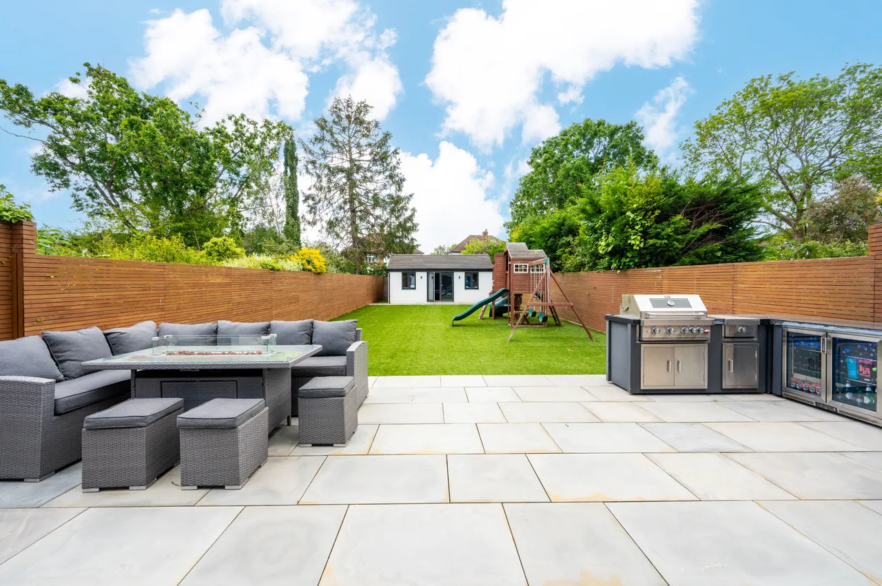 33 Forest Side, Worcester Park, photo 7