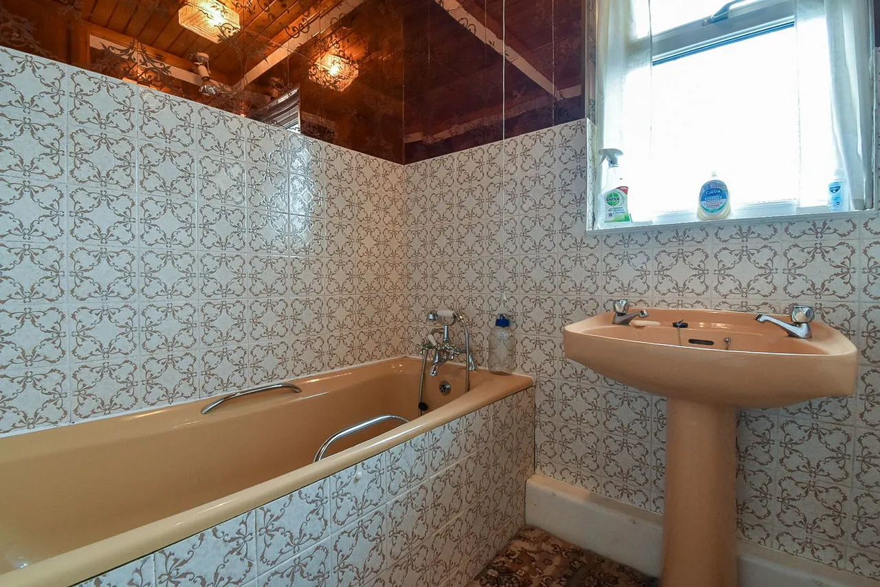 Bolton Road, Anderton, PR6, photo 23