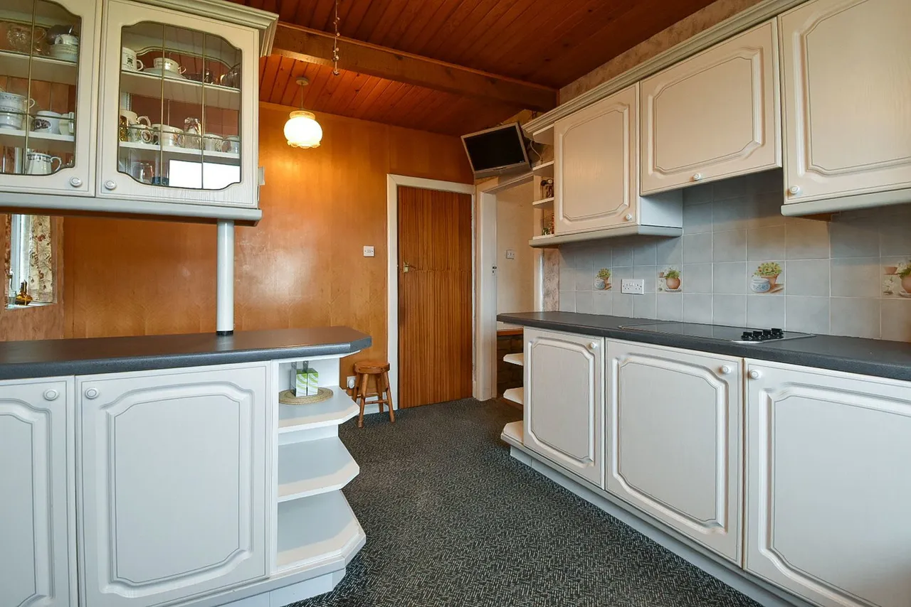 Bolton Road, Anderton, PR6, photo 11