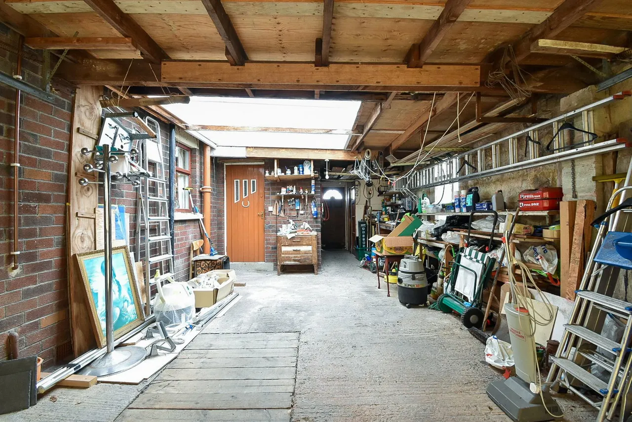 Bolton Road, Anderton, PR6, photo 12