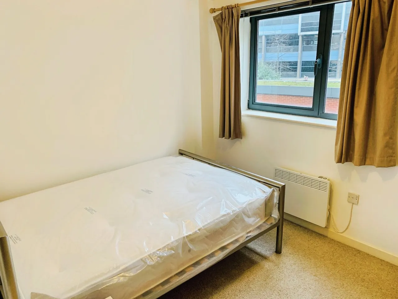 City Walk, Leeds, LS11, photo 5